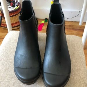 Dansko rain boots Size 8